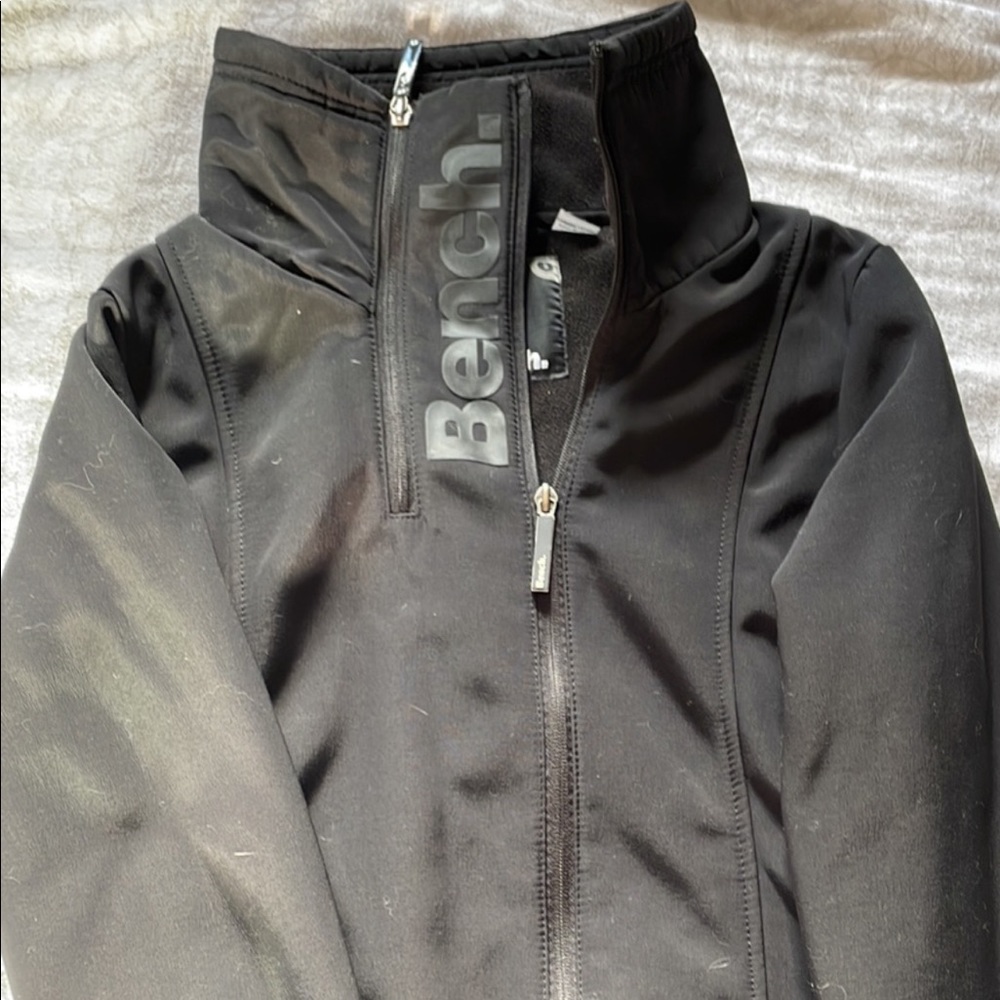 Bench spring jacket